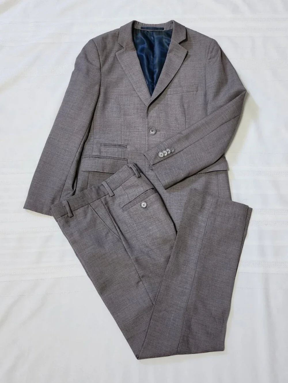 Isaak MIZRAHI Boys 2-Piece Slim Cut Wool Blend Suit Set Charcoal